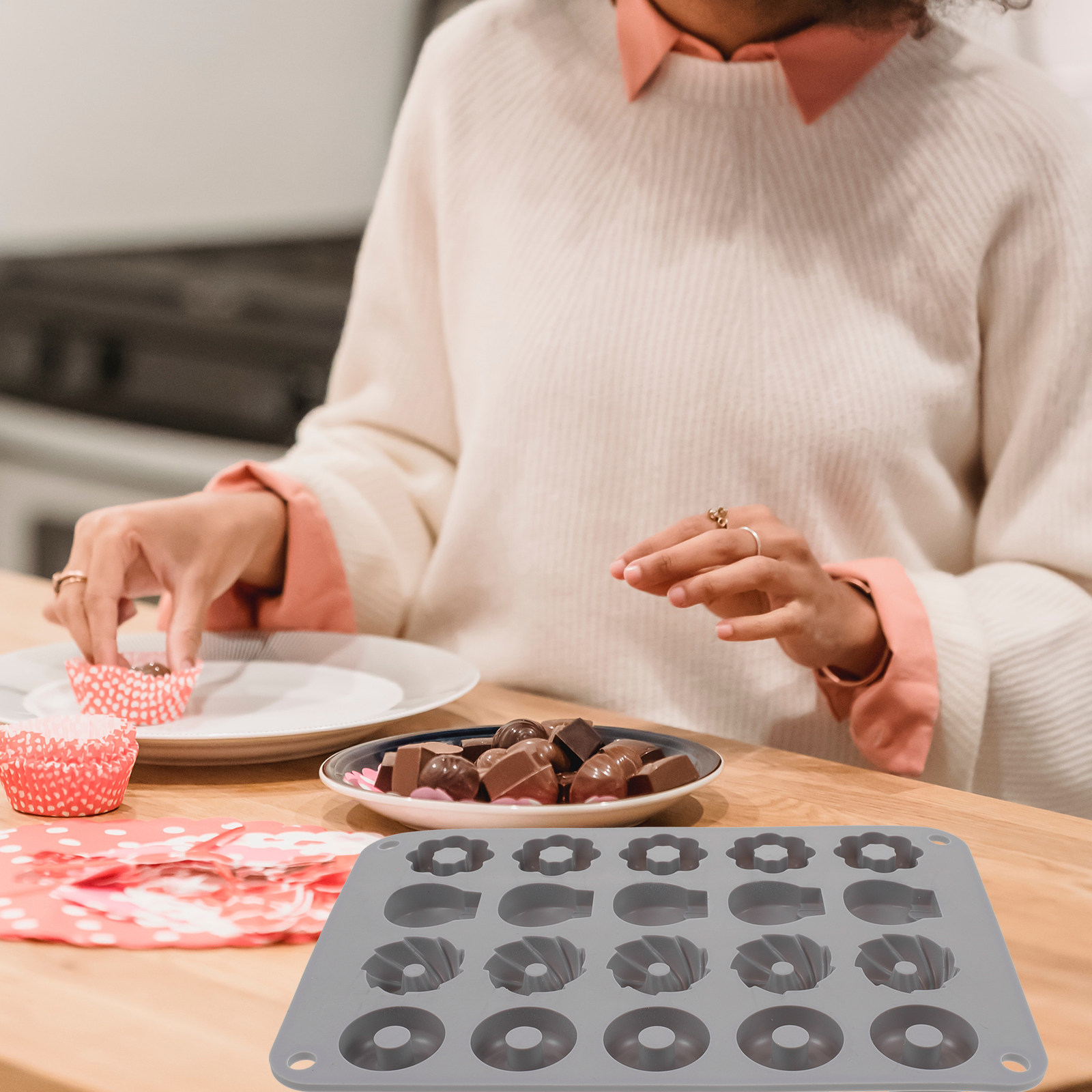 قالب سيليكون صغير لصنع الدونات - مراجعة Donut Mold Silicone وسعره