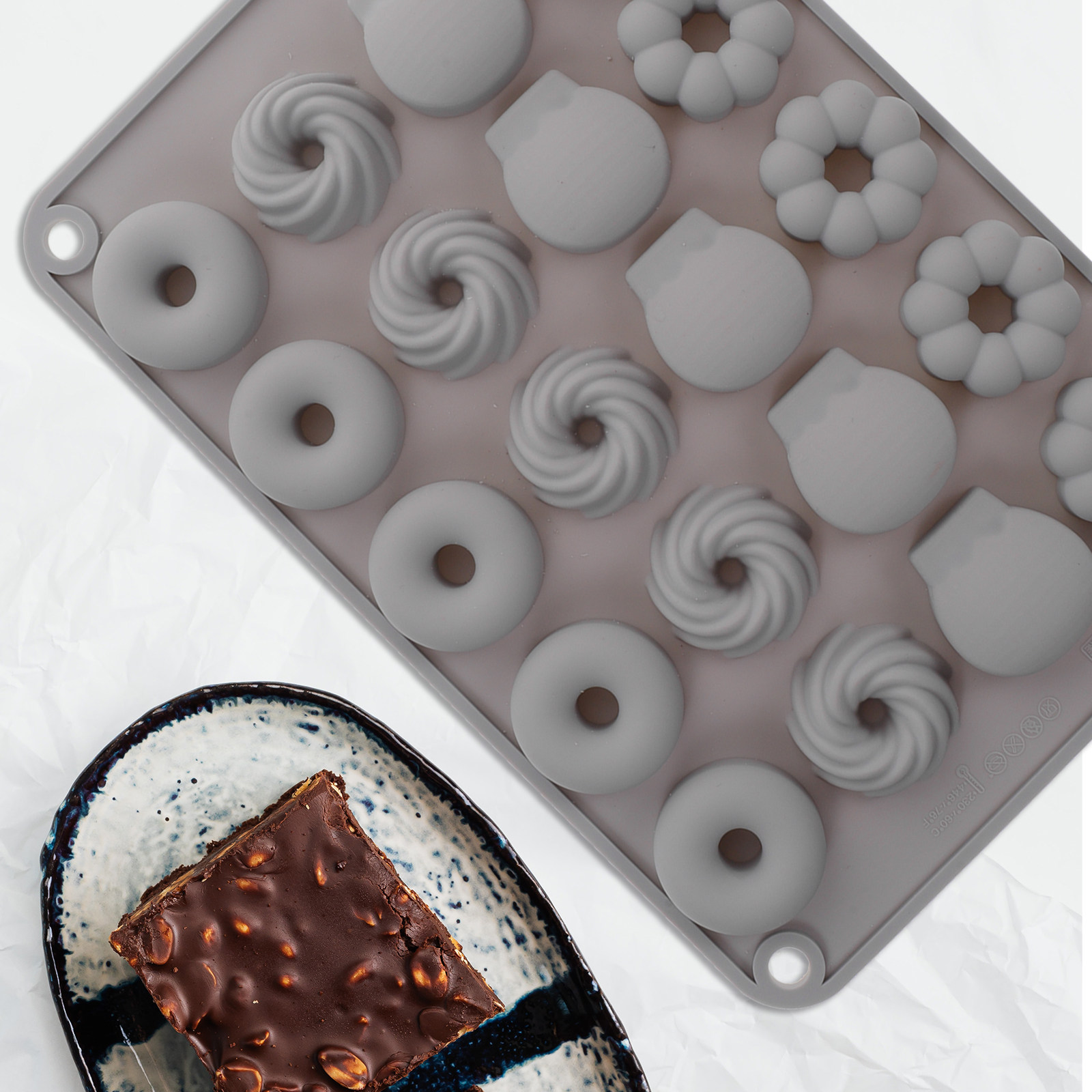 قالب سيليكون صغير لصنع الدونات - مراجعة Donut Mold Silicone وسعره